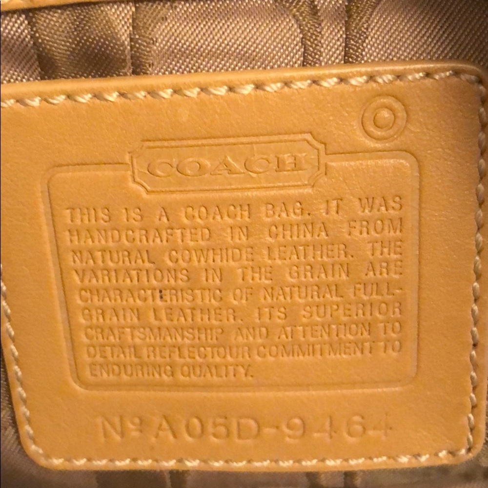 *OFFERS* COACH - Picture 2 of 8